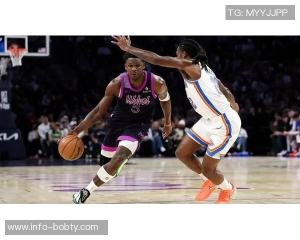 爱德华兹表现出色第三节独揽15分助球队轻松取胜19投9中斩获25分7篮板5助攻