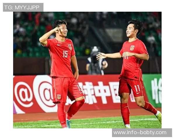 中国队确认参赛蒙太古杯邝兆镭身穿国足战袍亮相海报引期待