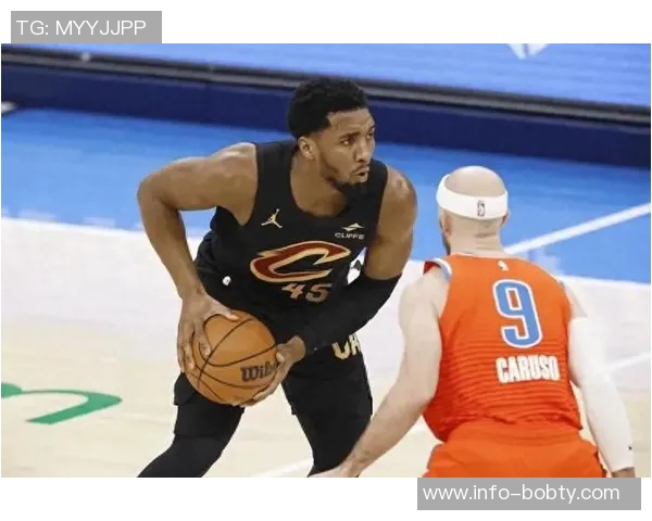 普尔命中率不佳18投7中三分球表现低迷但仍贡献19分5板5助4断1帽