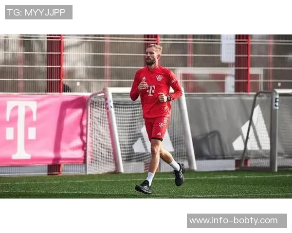 德媒报道拜仁全员参与训练诺伊尔独自进行恢复训练 德媒报道拜仁全员参与训练诺伊尔独自进行恢复训练