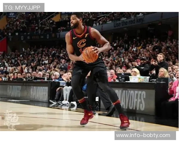 武切维奇回应教练灵活调整阵容表示将全力配合团队策略